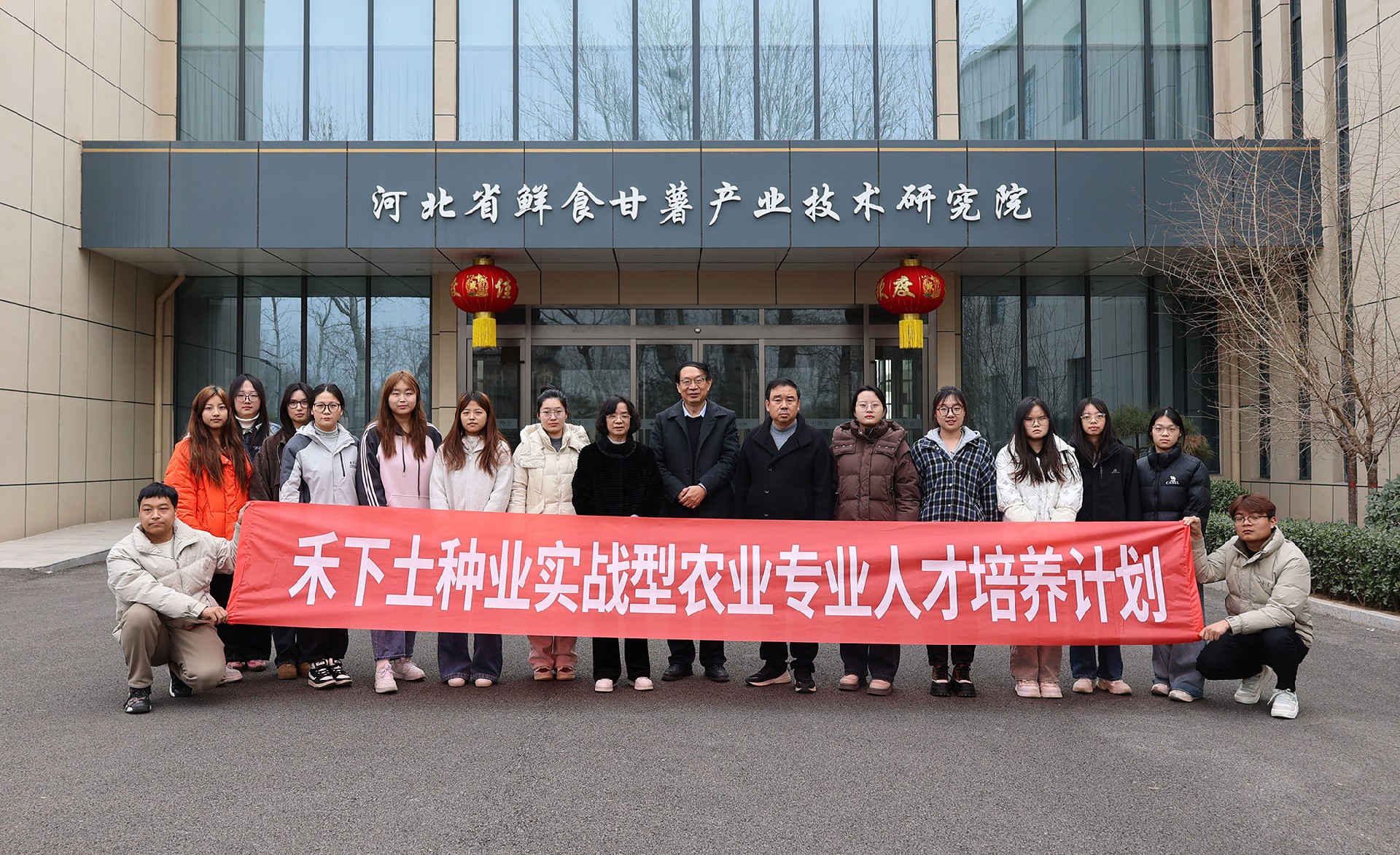 1740390421119626.jpg 5T8A4843.JPG